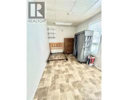 4pc Bathroom - 294 J.d Gauthier Boulevard, Shippagan, NB E8S1R4 Photo 7