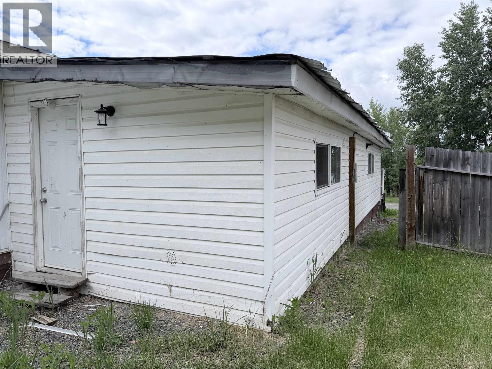 #13 3028 PIGEON ROAD - 29