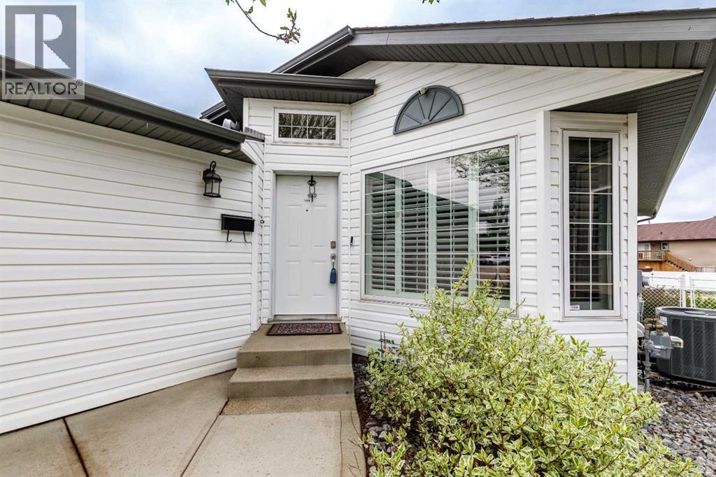 23 Oxley Close - photo 2
