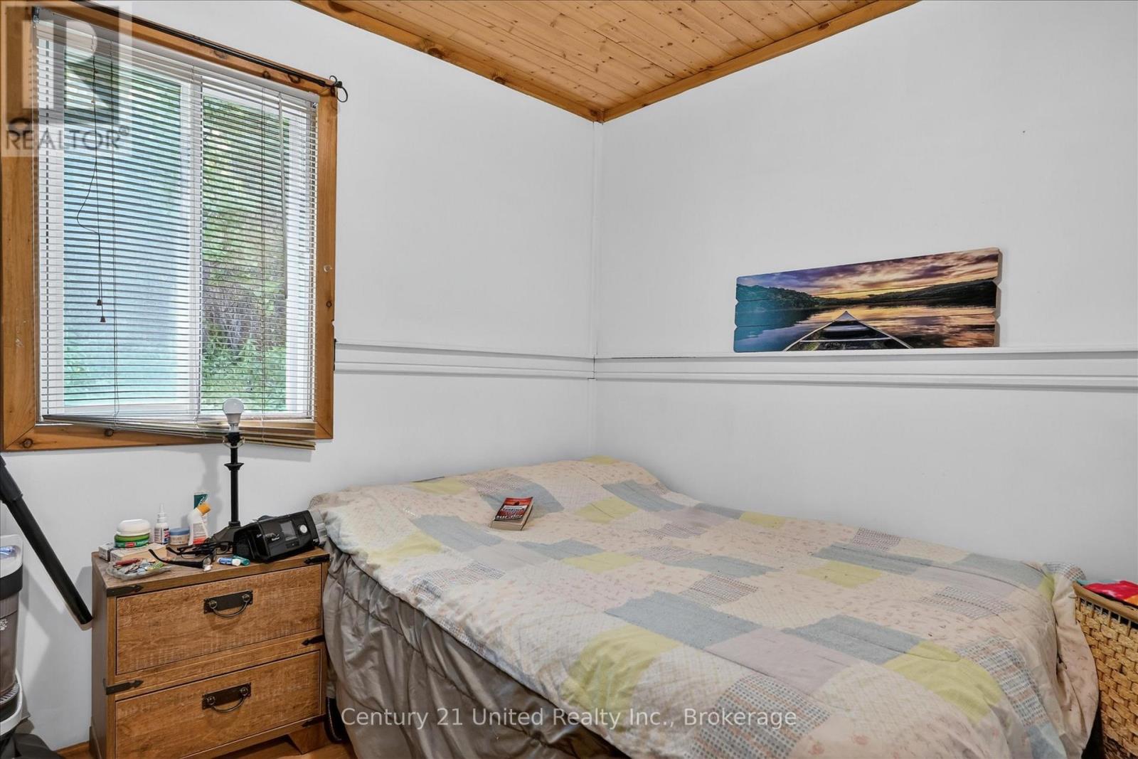 90 BOWEN ROAD - 21