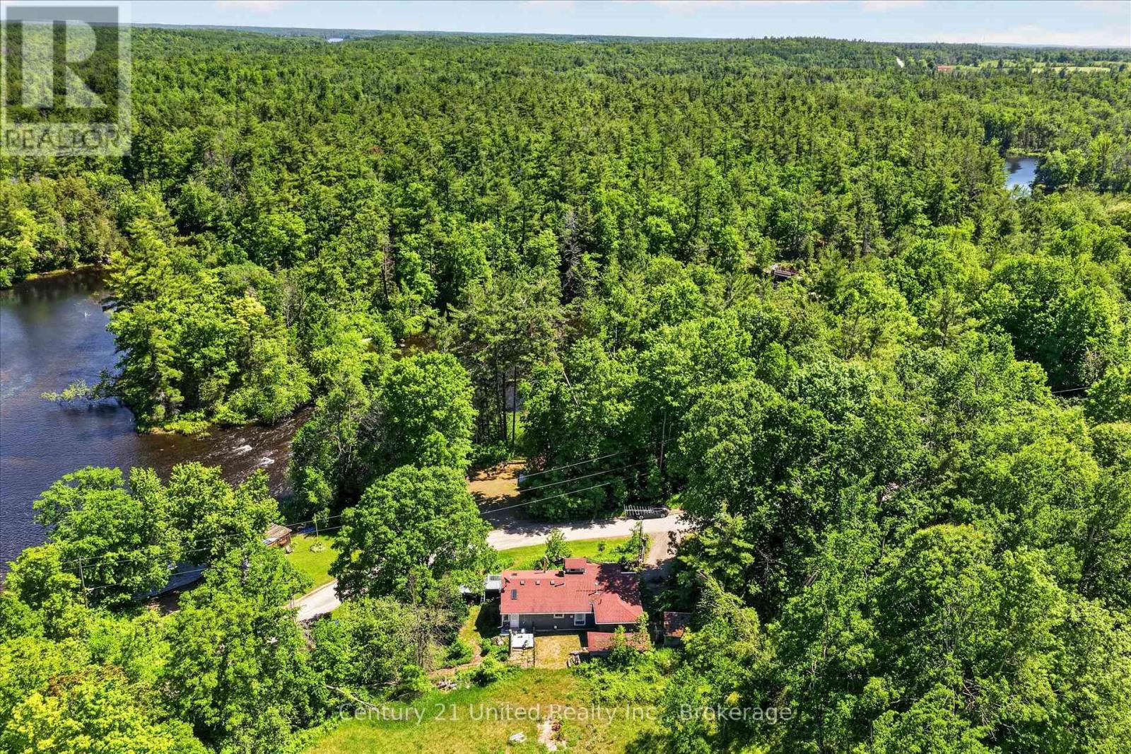 90 BOWEN ROAD - 5
