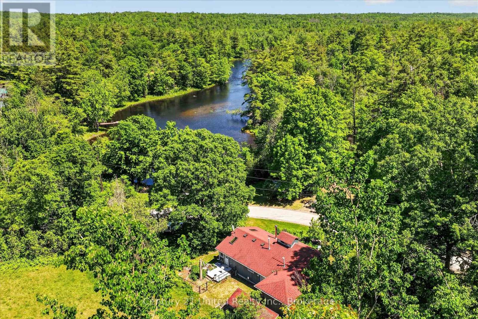 90 BOWEN ROAD - 6