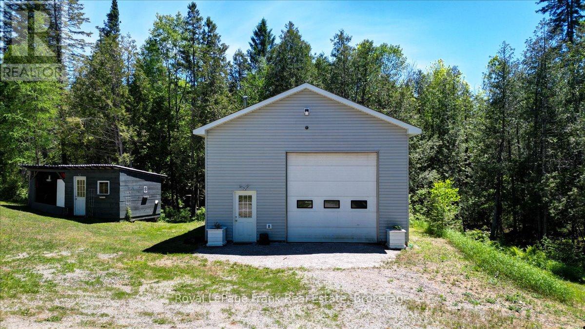 2523 OLD HASTINGS ROAD - 44