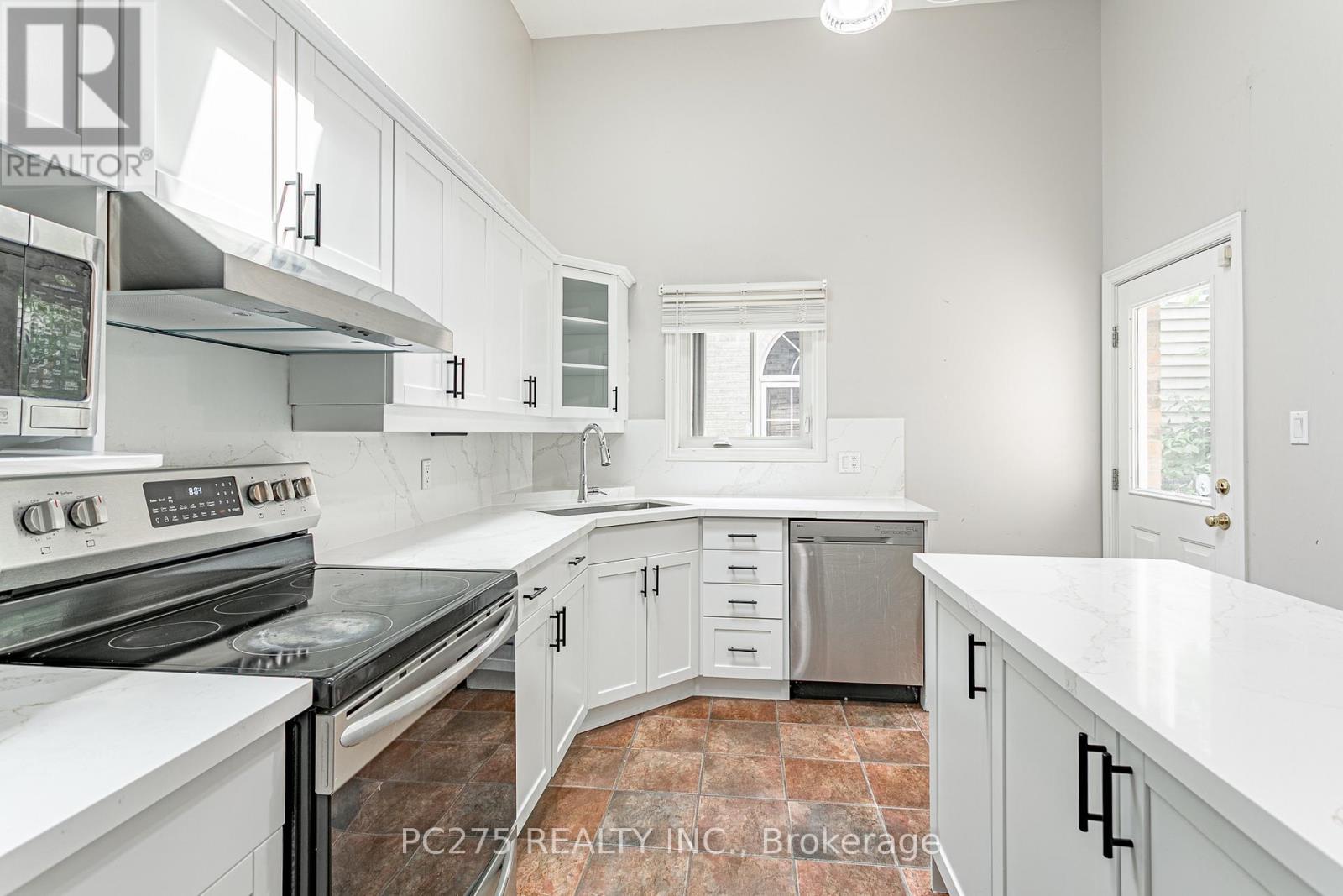 27 JASMINE DRIVE - 14