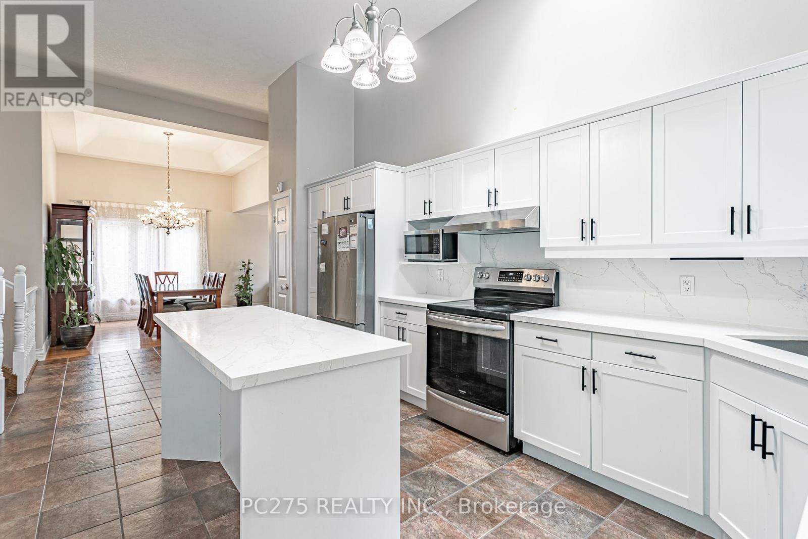 27 JASMINE DRIVE - 15