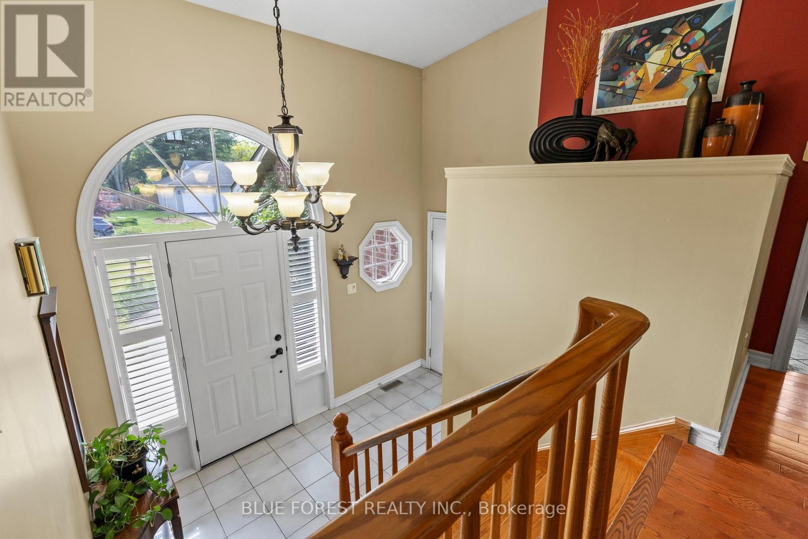 29 VILLAGE GATE CRESCENT - 6