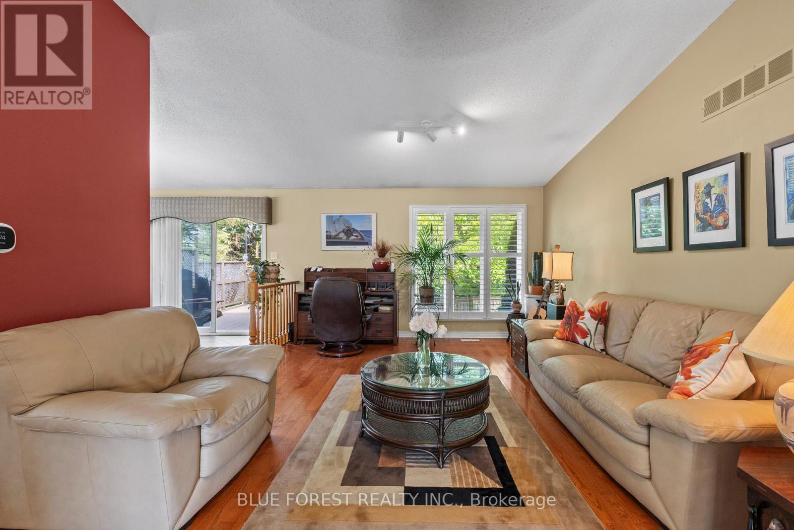 29 VILLAGE GATE CRESCENT - 7
