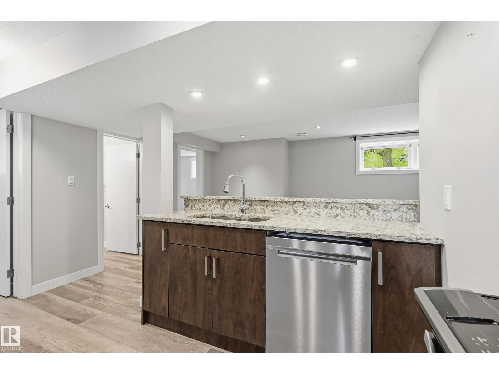 6227 109A ST NW — photo 32