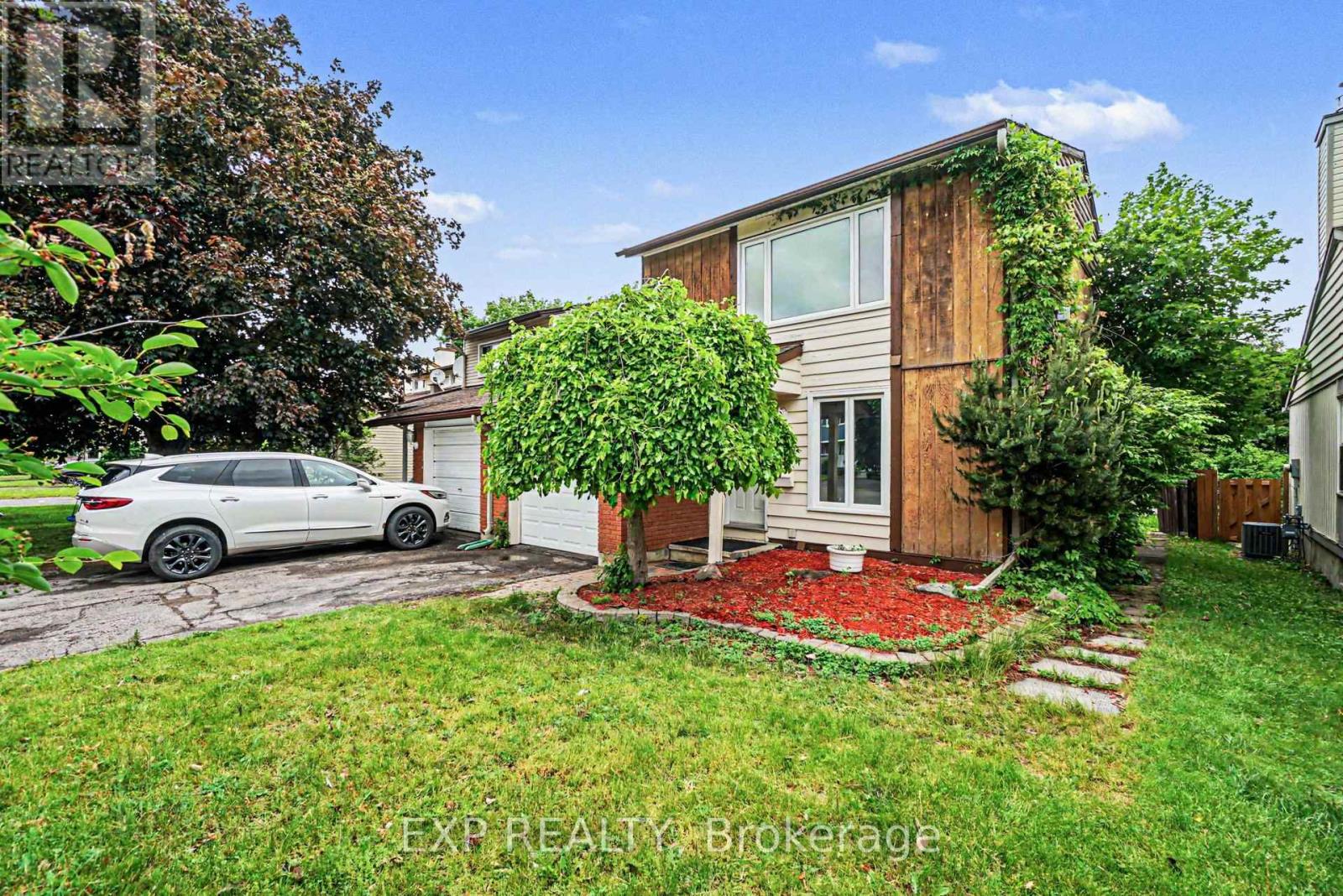 82 SHERWAY DRIVE - 2