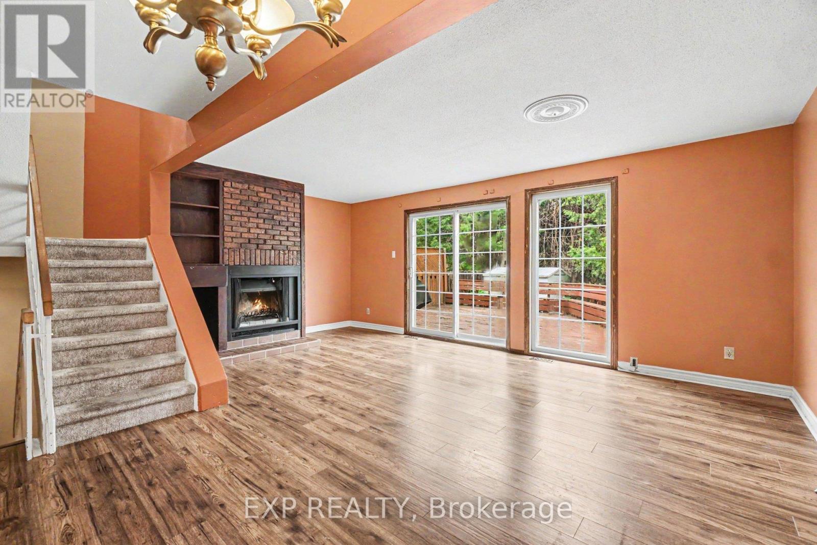 82 SHERWAY DRIVE - 5