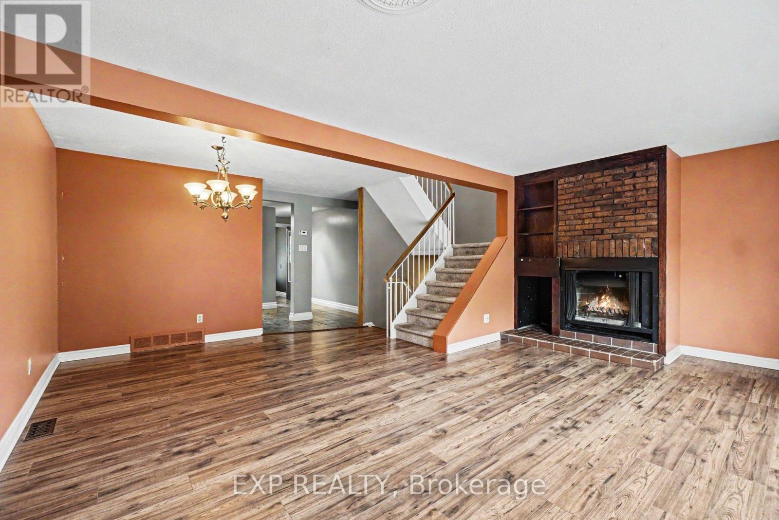 82 SHERWAY DRIVE - 7