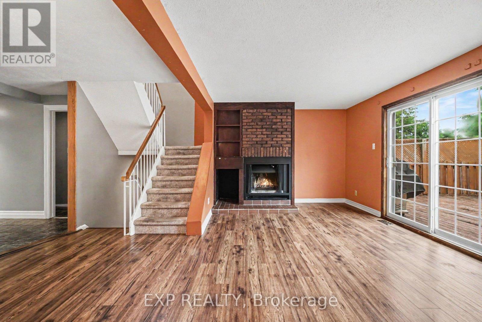 82 SHERWAY DRIVE - 8