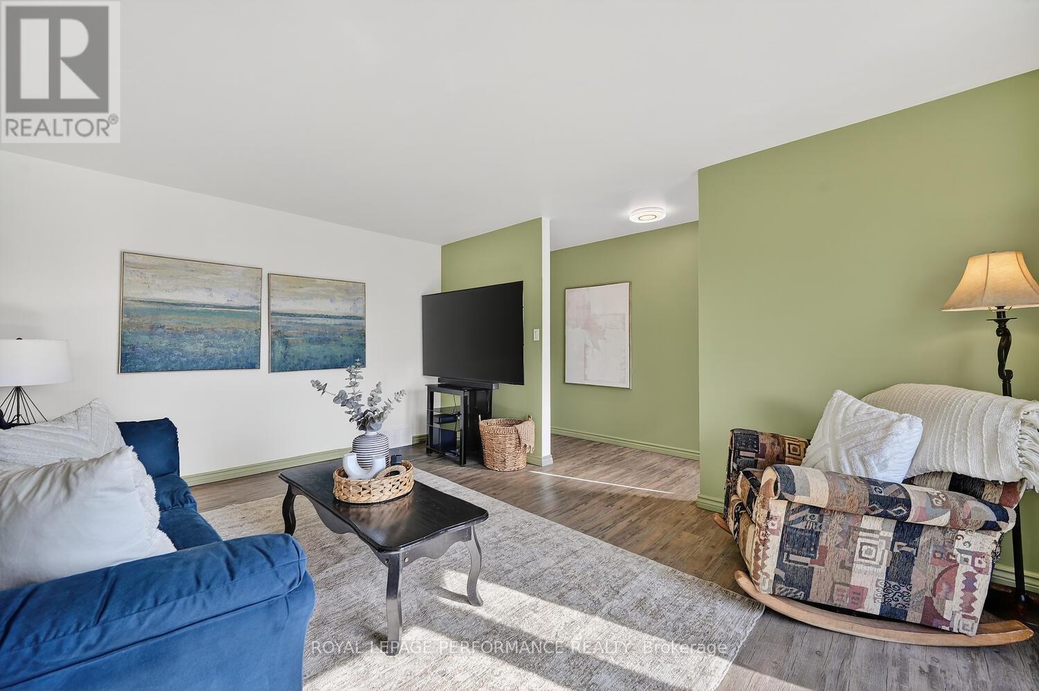107 LORNE STREET - 11