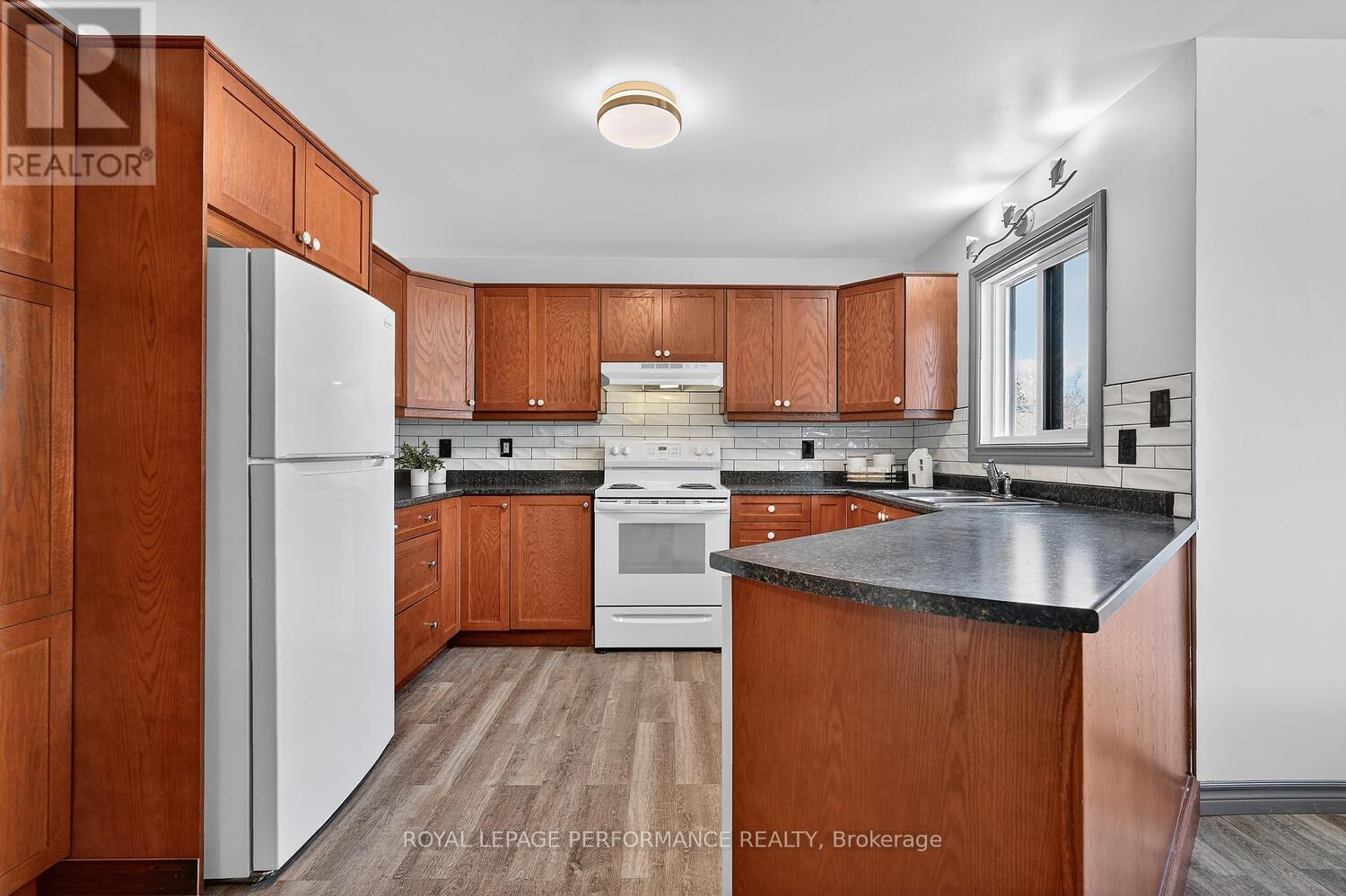 107 LORNE STREET - 15