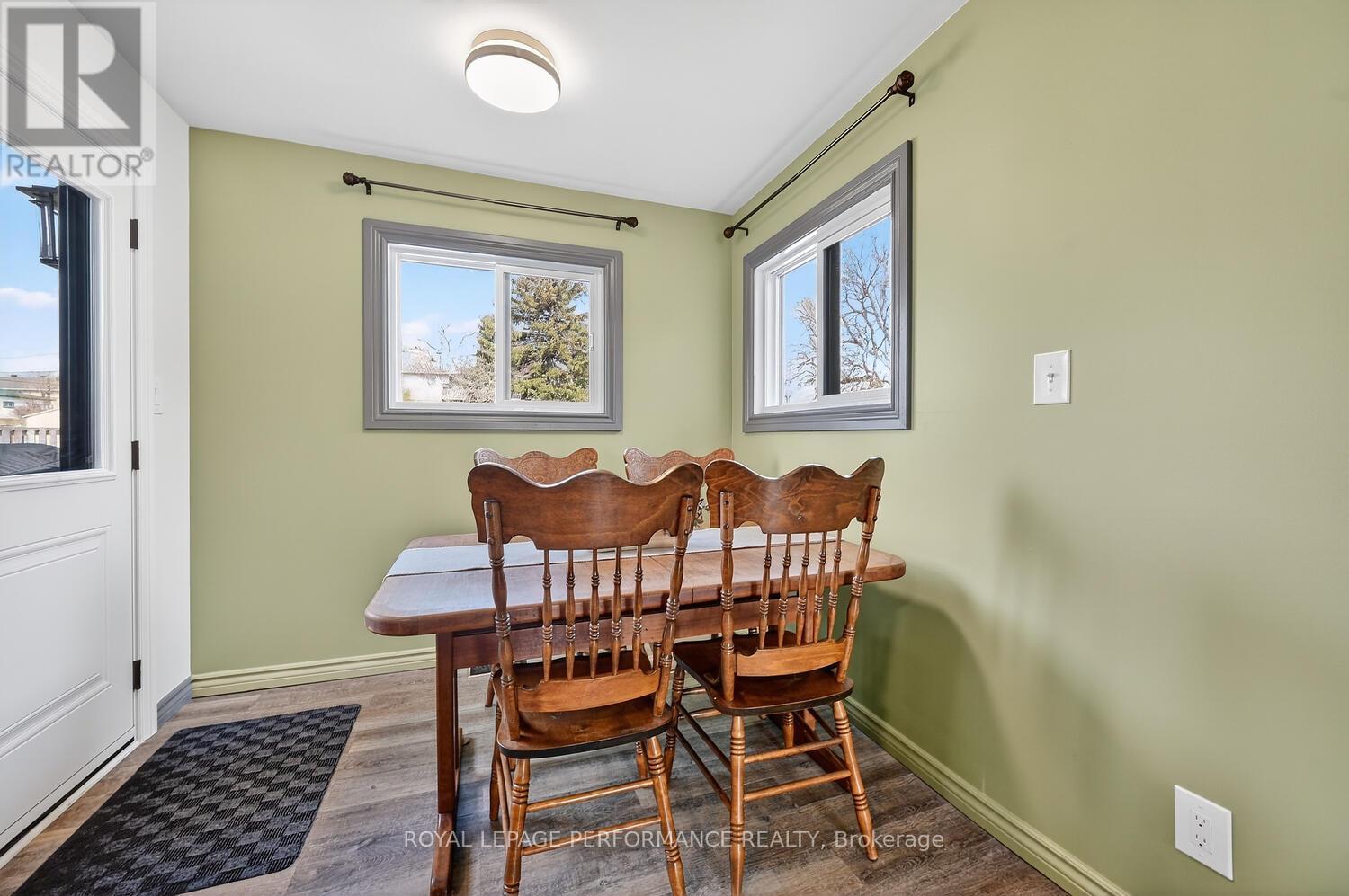 107 LORNE STREET - 19
