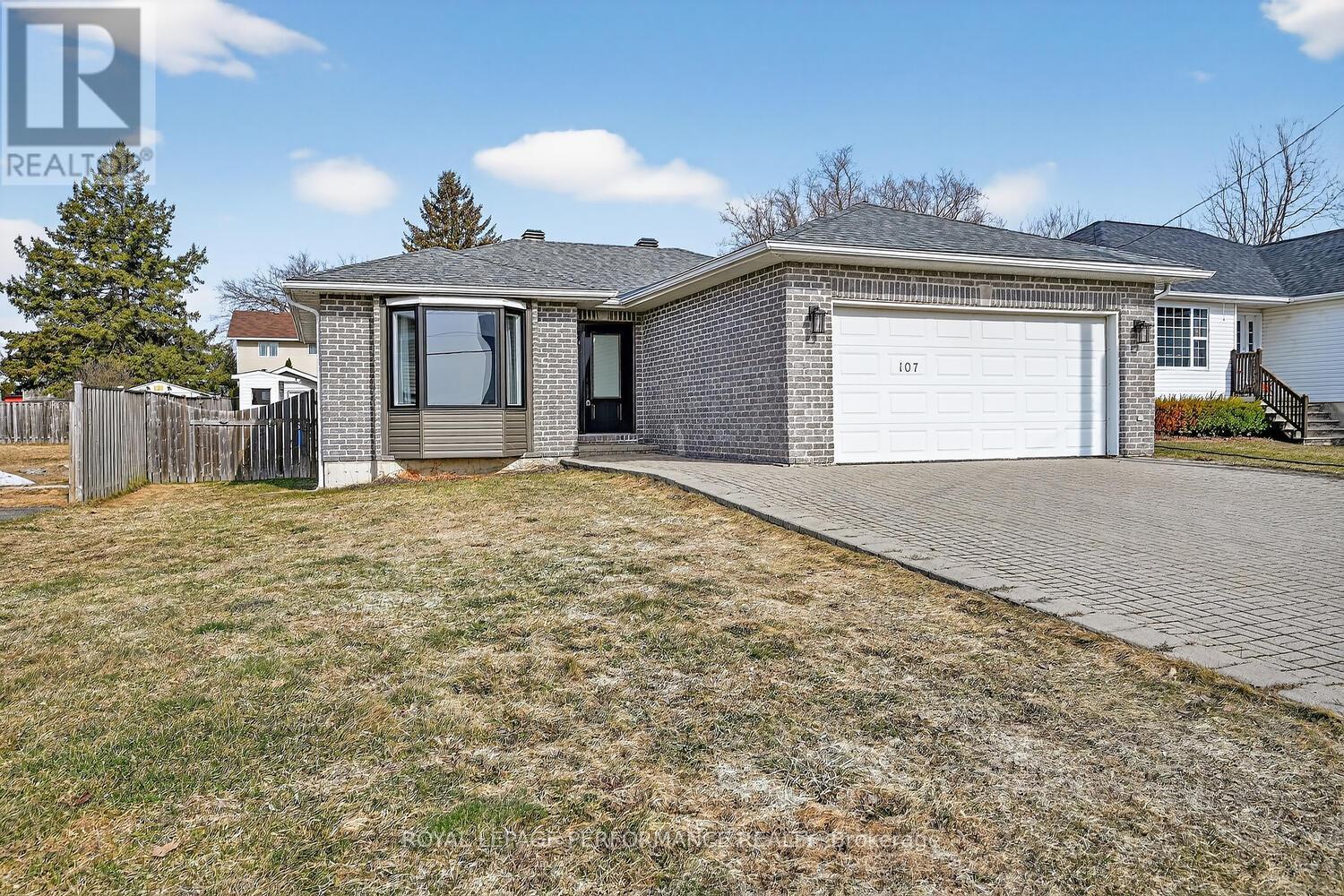 107 LORNE STREET - 3