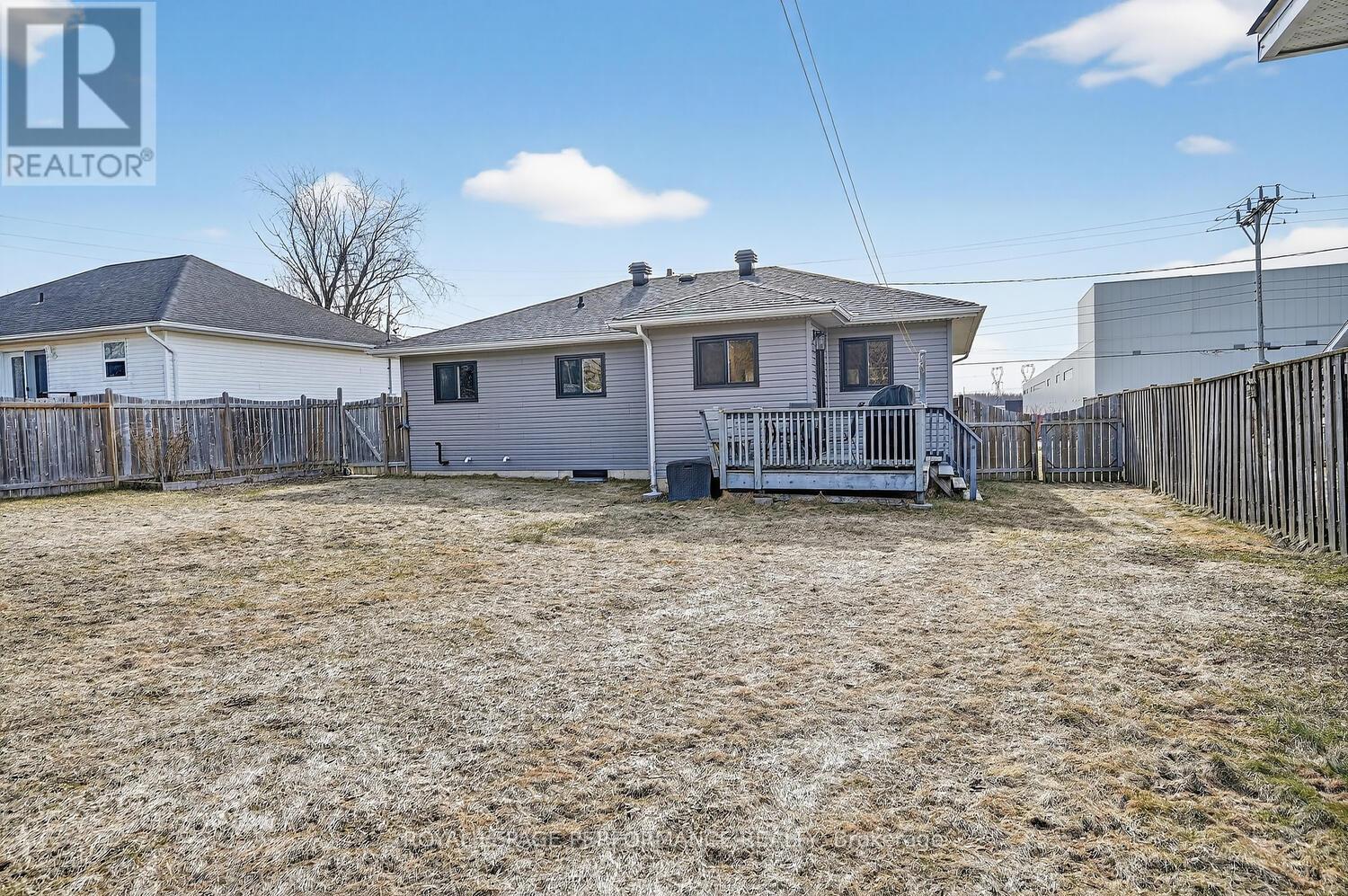107 LORNE STREET - 43