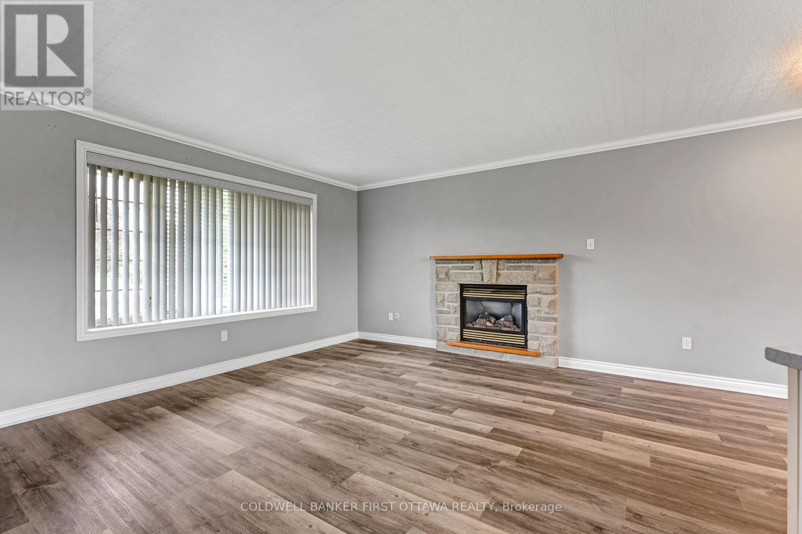 363 NAPOLEON STREET - 11