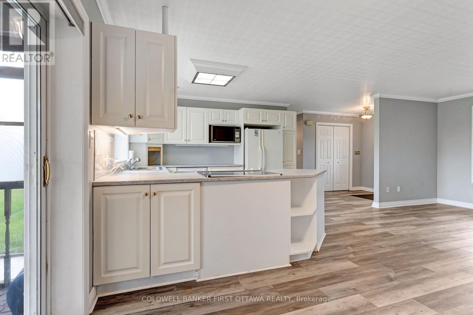 363 NAPOLEON STREET - 17