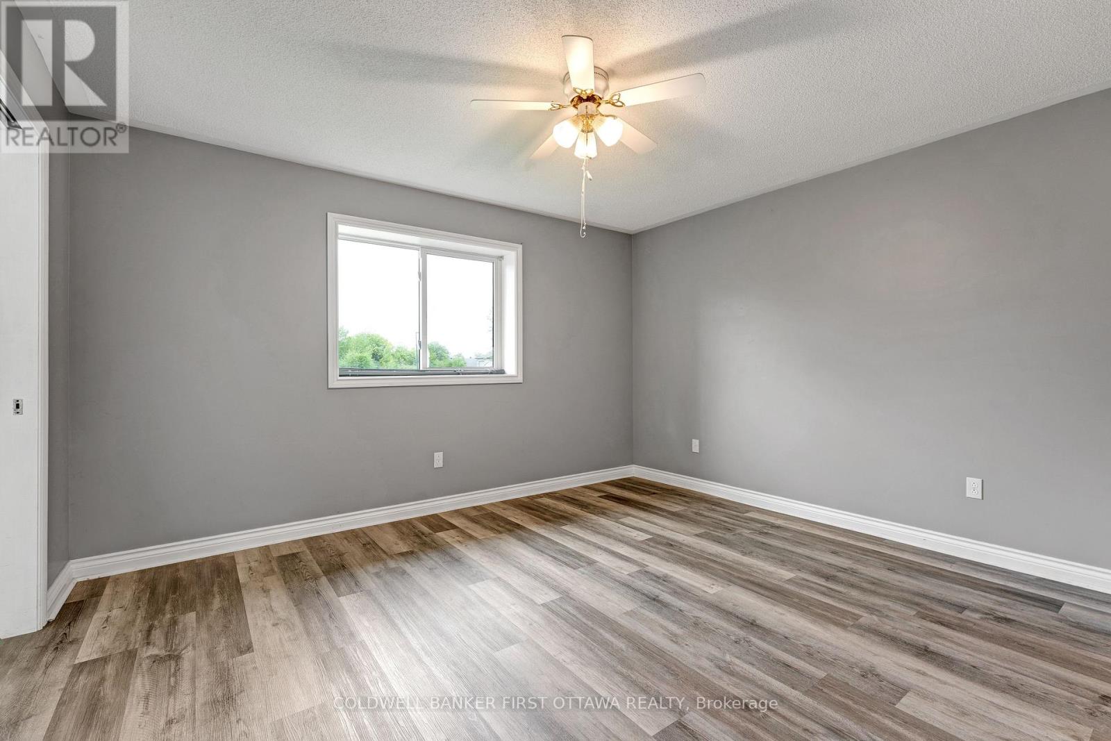 363 NAPOLEON STREET - 28