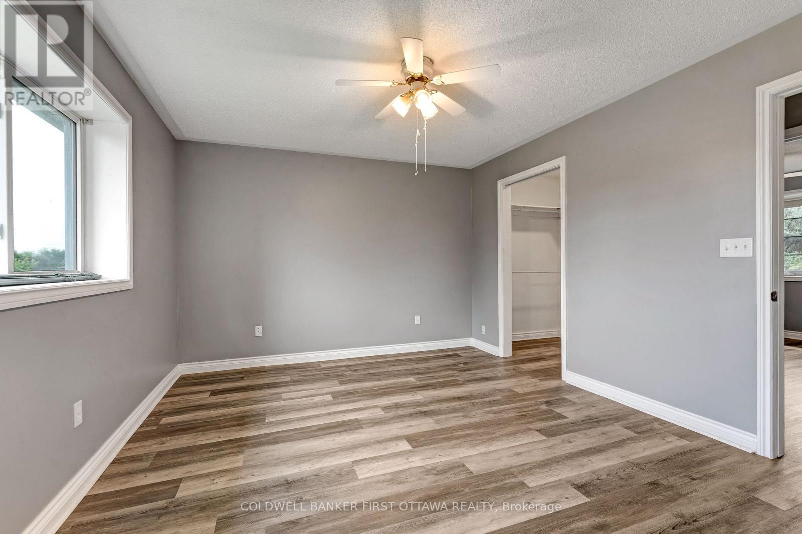 363 NAPOLEON STREET - 29