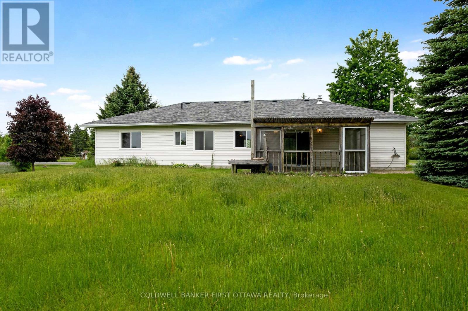 363 NAPOLEON STREET - 44