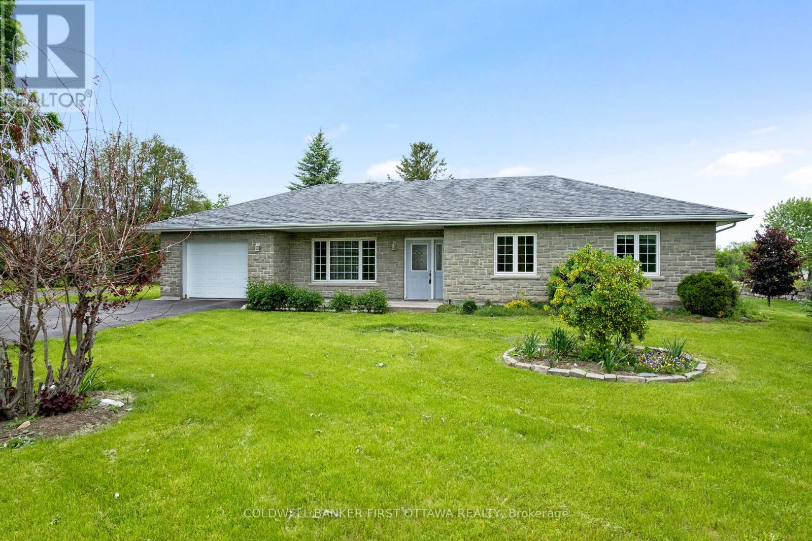 363 NAPOLEON STREET - 7