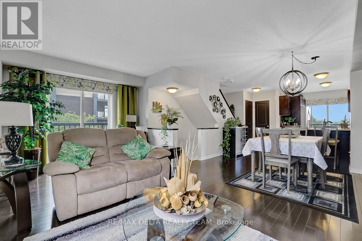 275 ERIC CZAPNIK WAY - 12