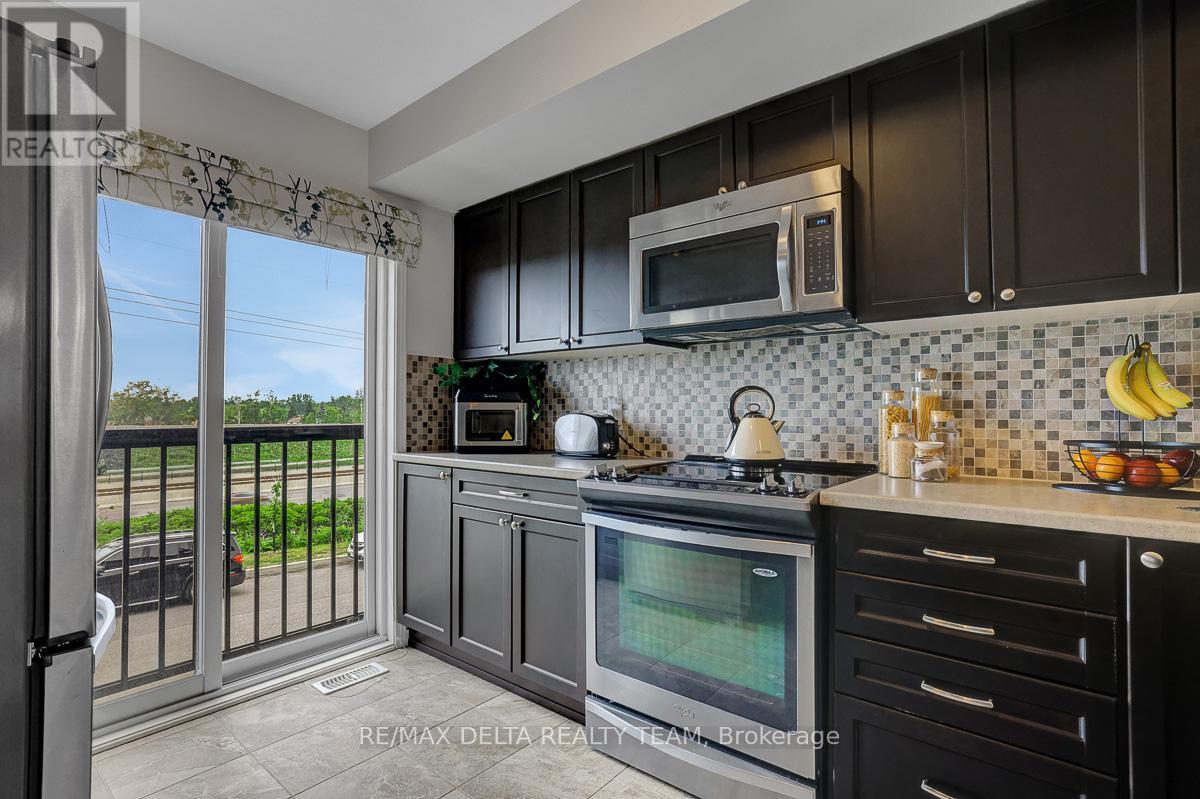 275 ERIC CZAPNIK WAY - 23