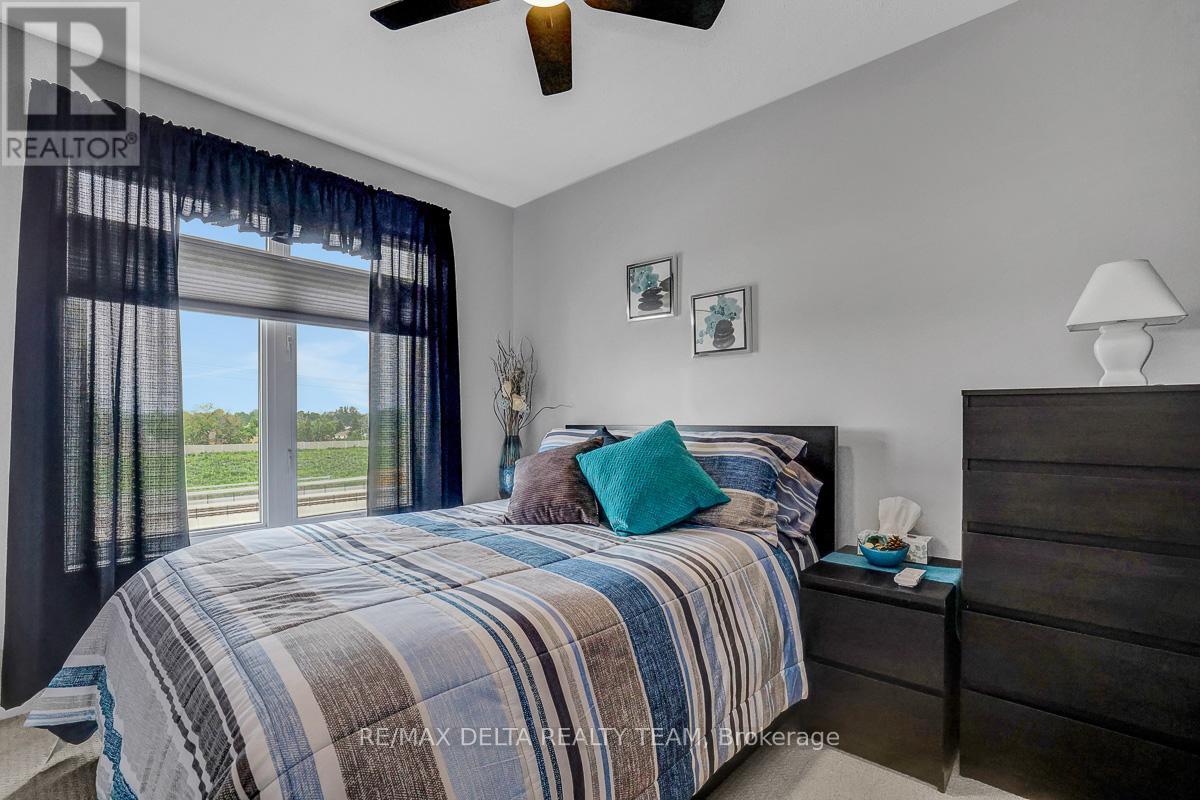 275 ERIC CZAPNIK WAY - 34