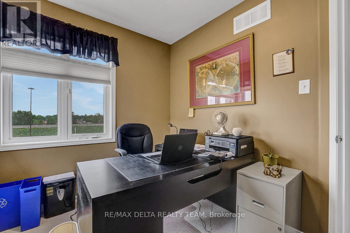 275 ERIC CZAPNIK WAY - 38