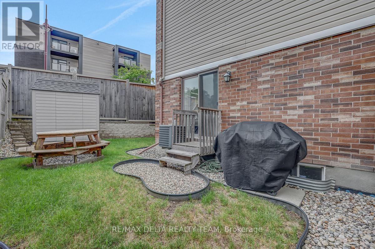 275 ERIC CZAPNIK WAY - 42