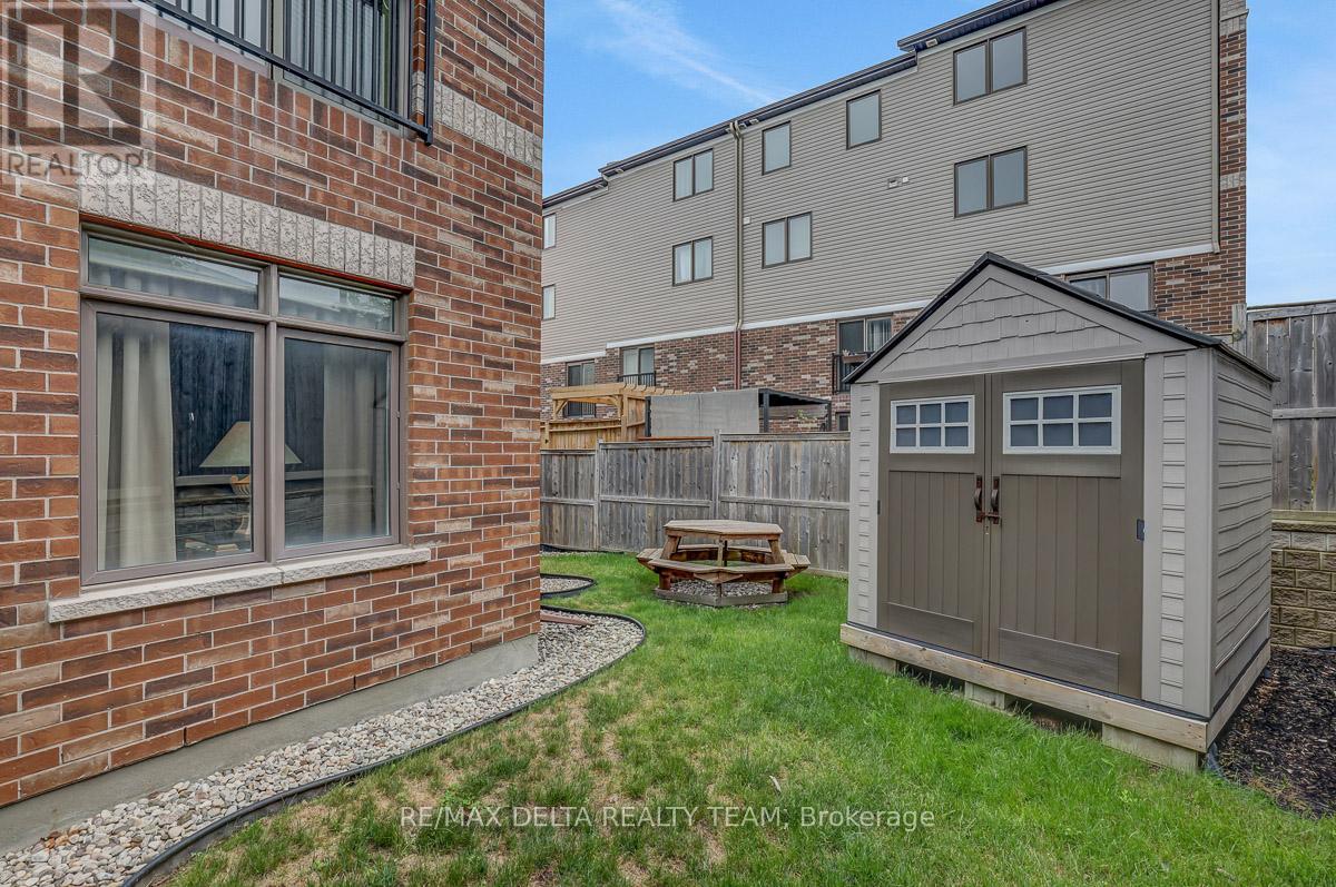275 ERIC CZAPNIK WAY - 44
