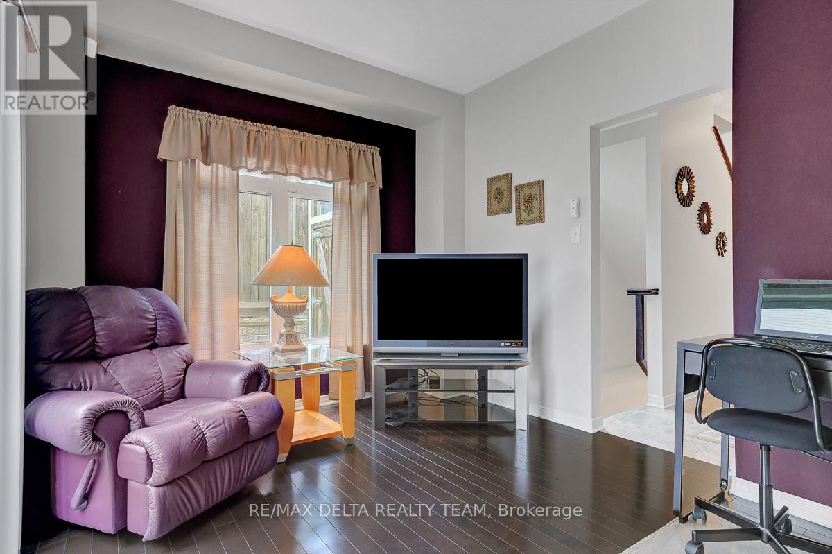 275 ERIC CZAPNIK WAY - 9