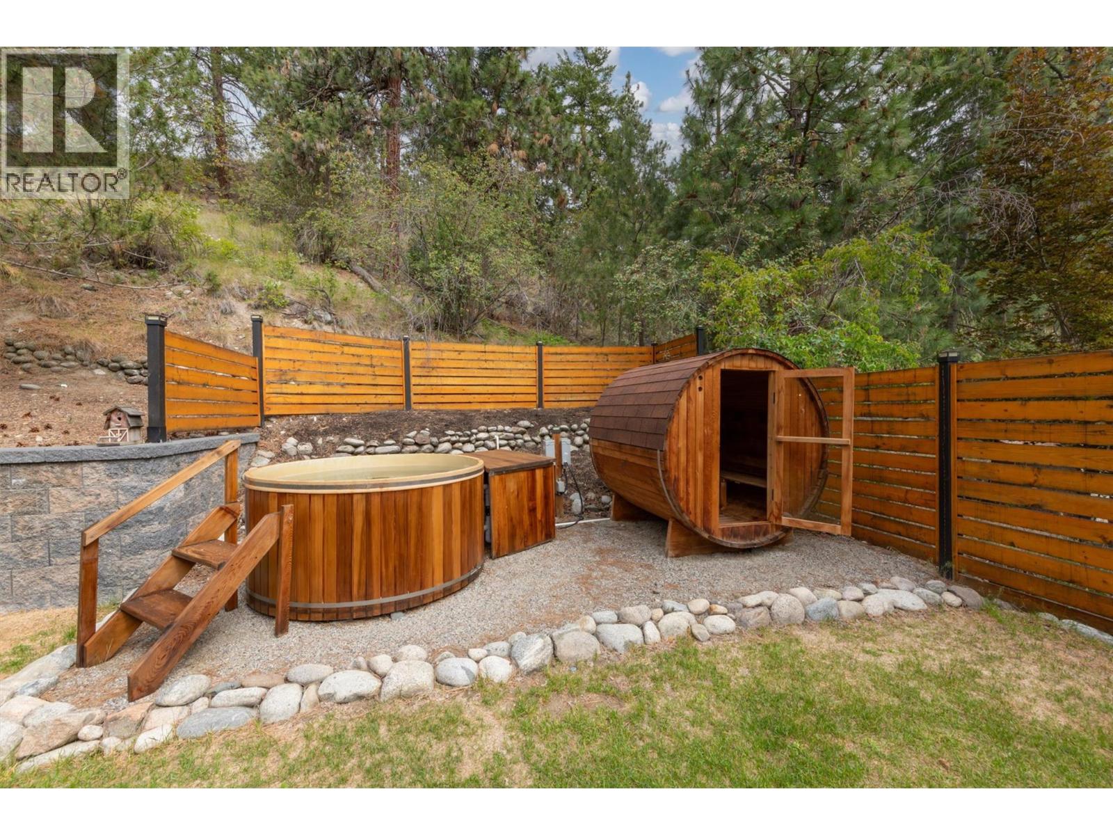 4220 6th Avenue - 16