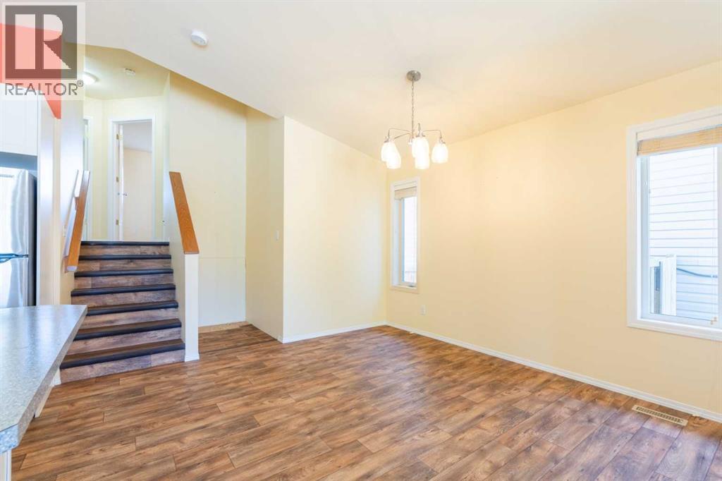 70 Peigan Court W — photo 10