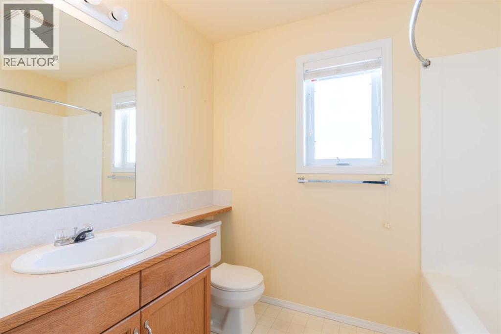 70 Peigan Court W — photo 19