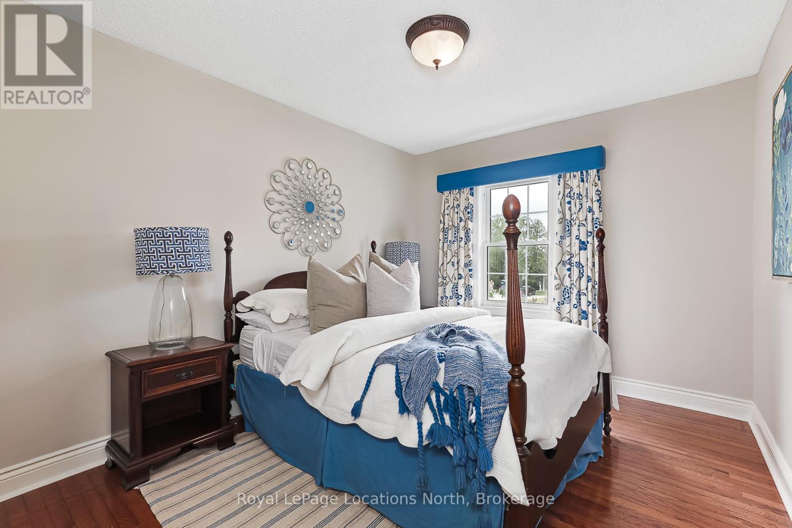 42 LOCKHART ROAD - 39
