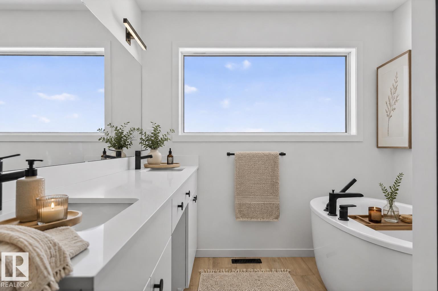 8108 230 Street NW - 7
