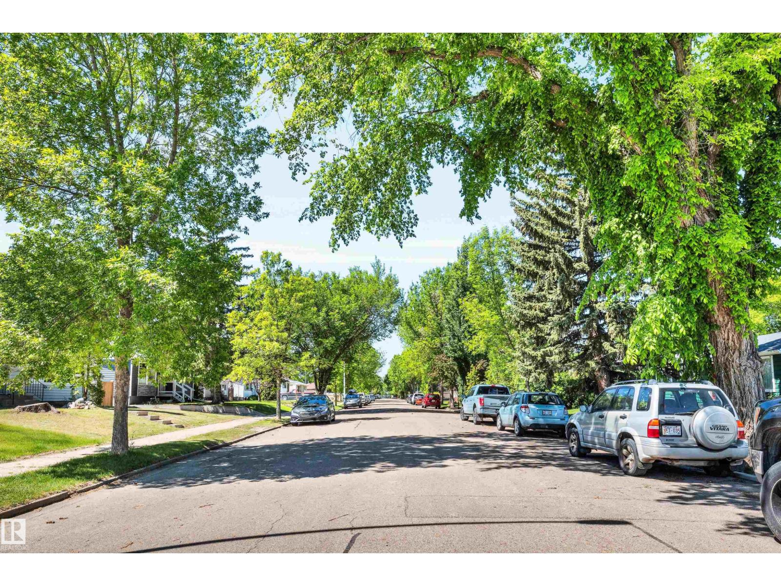 3619 110 AV NW - 26