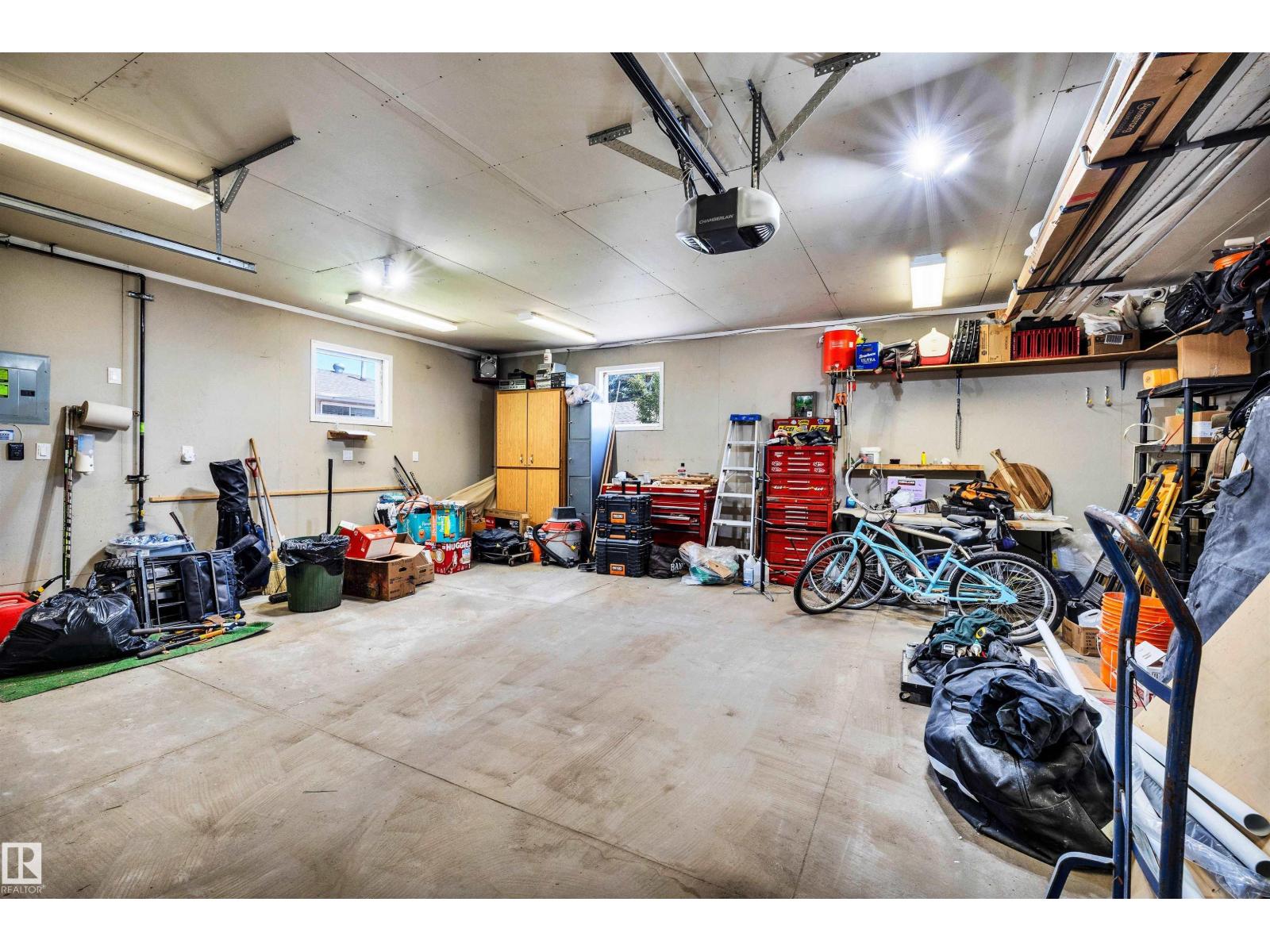 3619 110 AV NW - 13