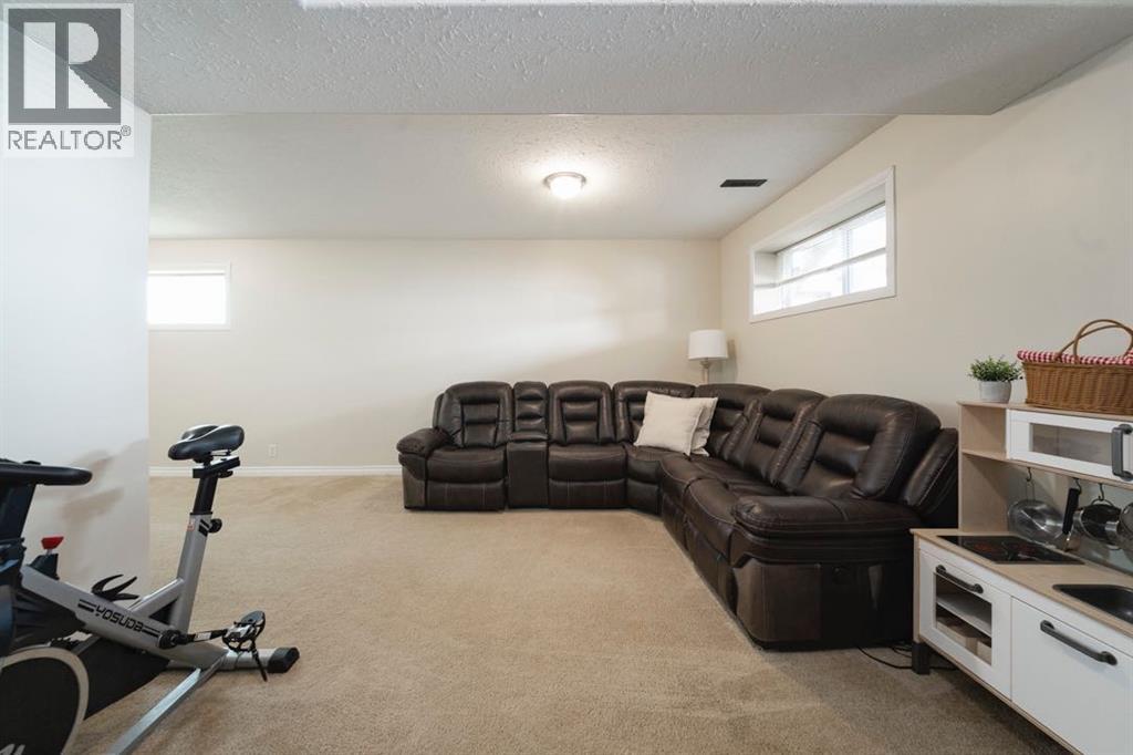 134 St. Laurent Way — photo 32