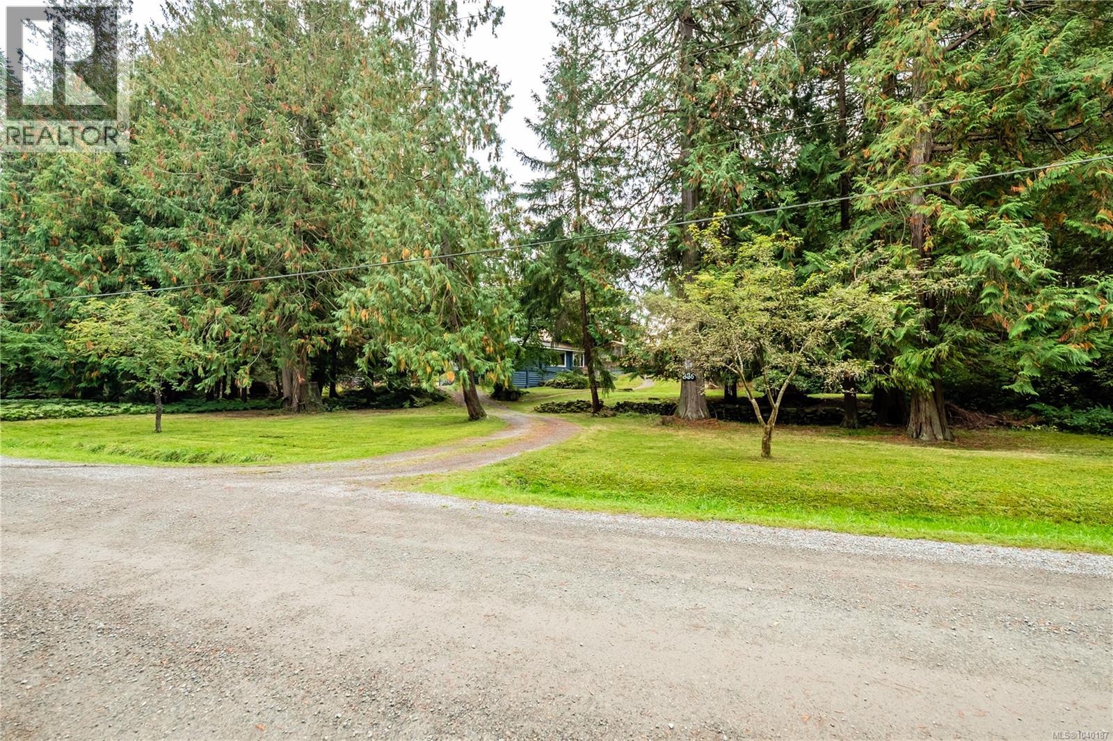 336 Hemlock Ave - 44