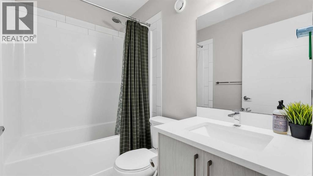 138 Homestead Boulevard NE — photo 30