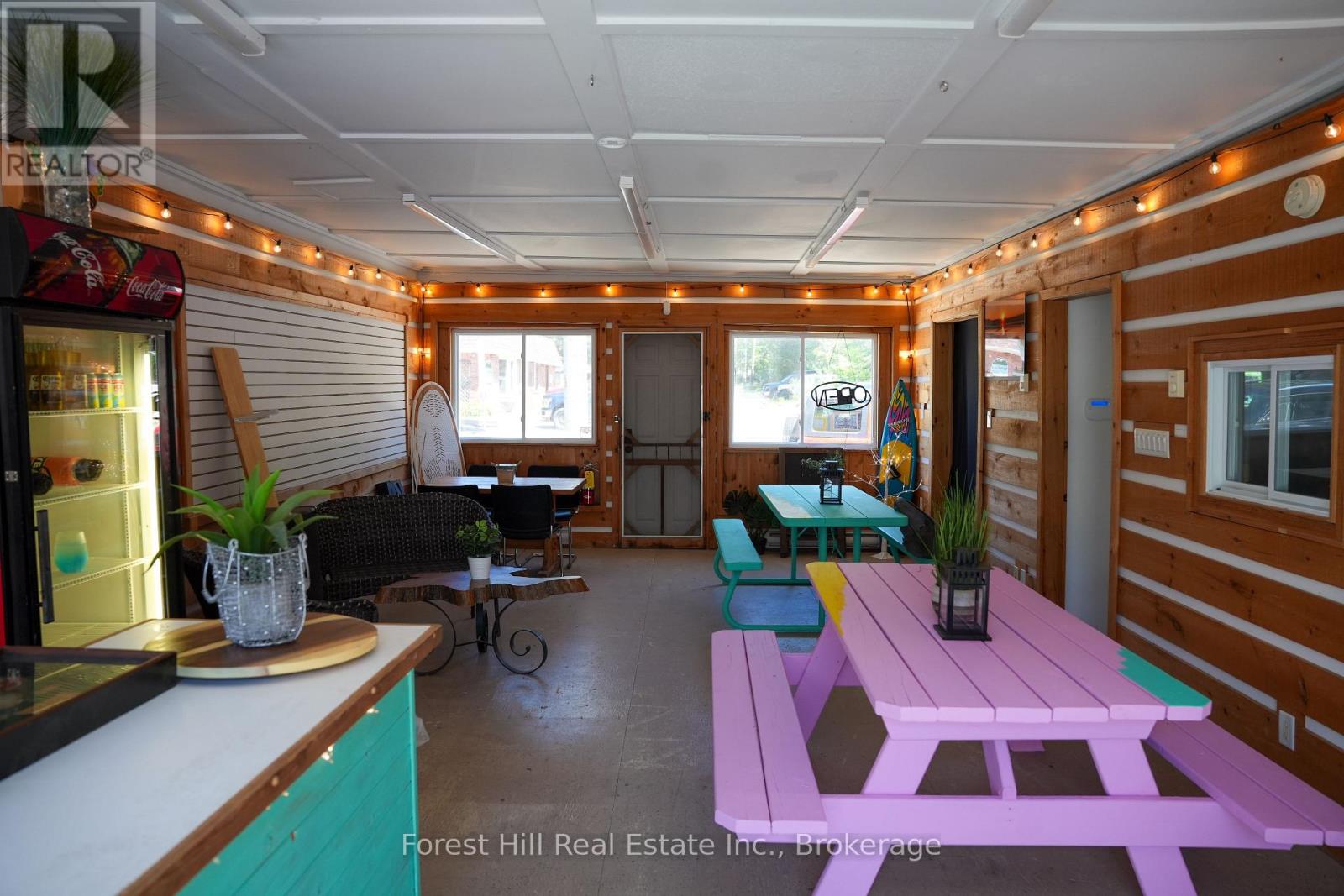 1092 MAIN STREET - 13