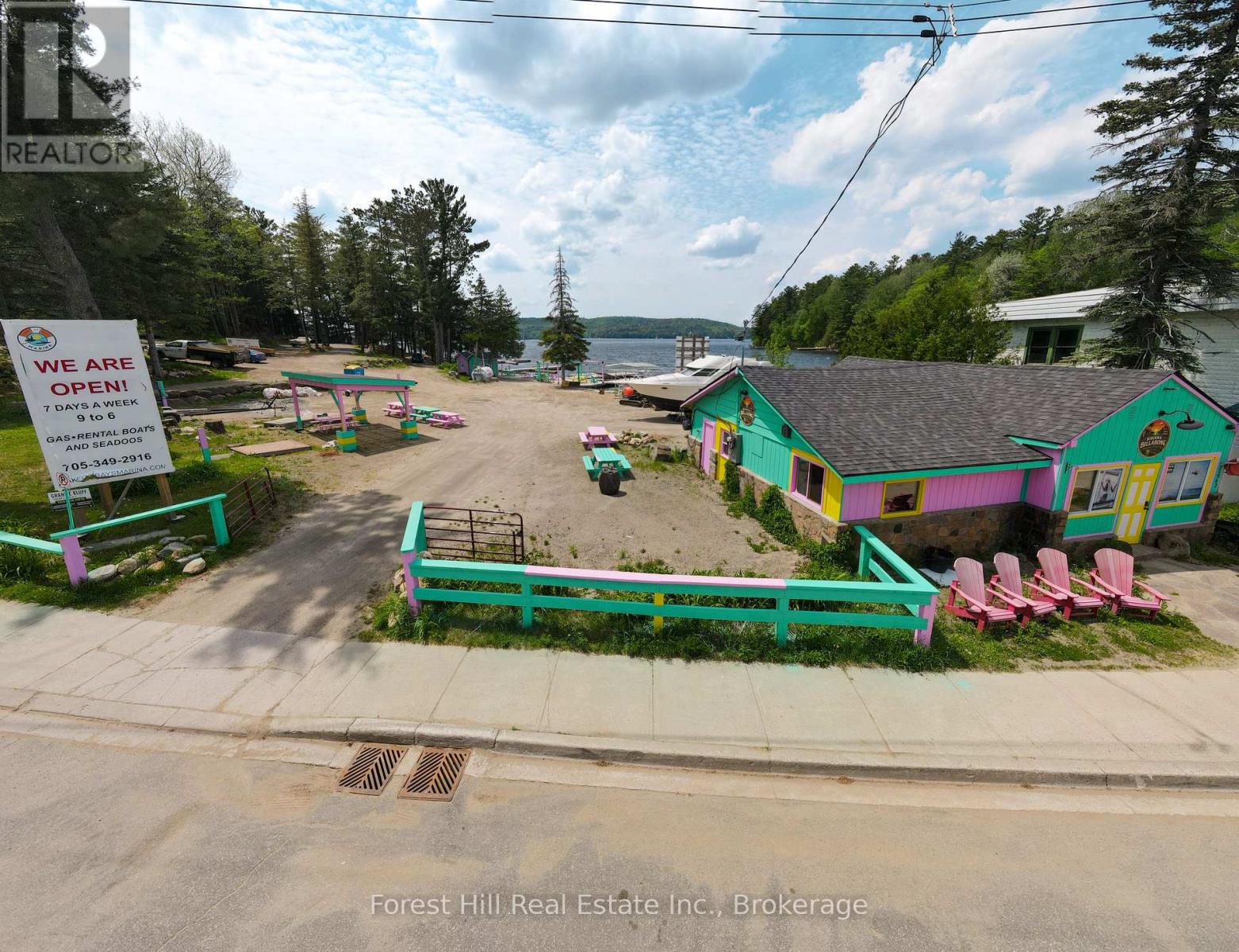 1092 MAIN STREET - 6