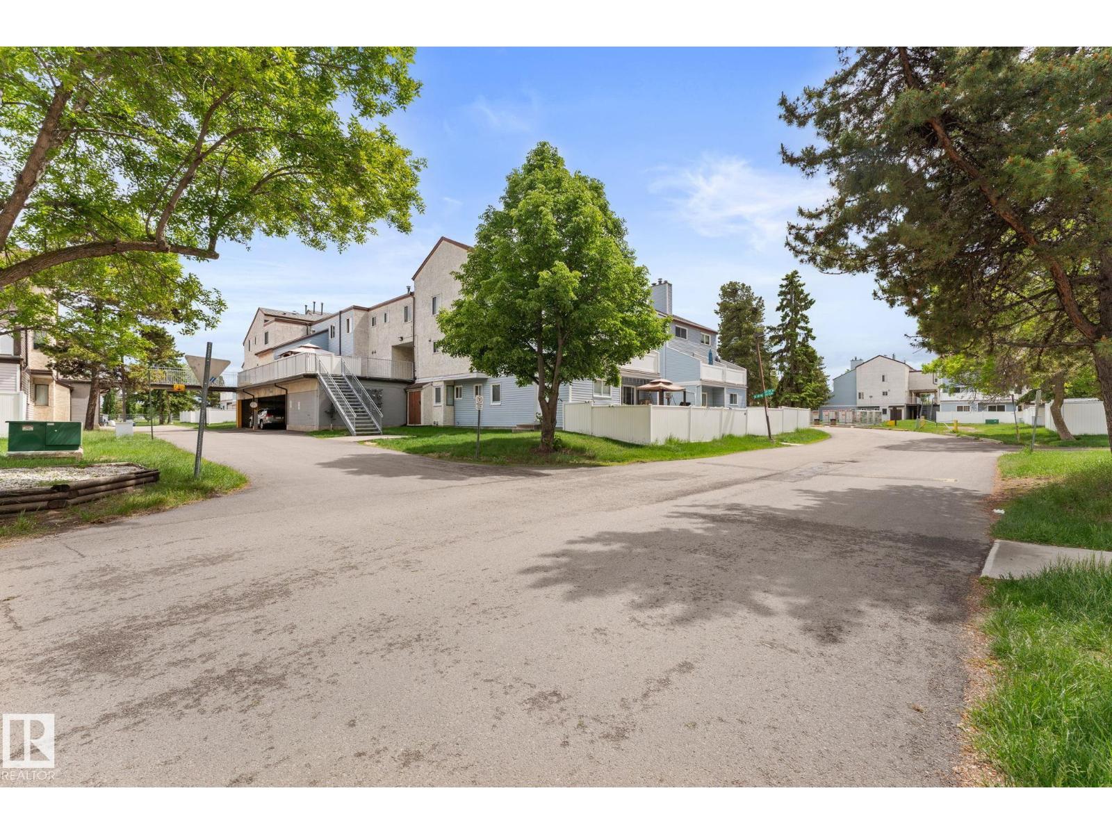 45 LANCASTER TC NW - 26