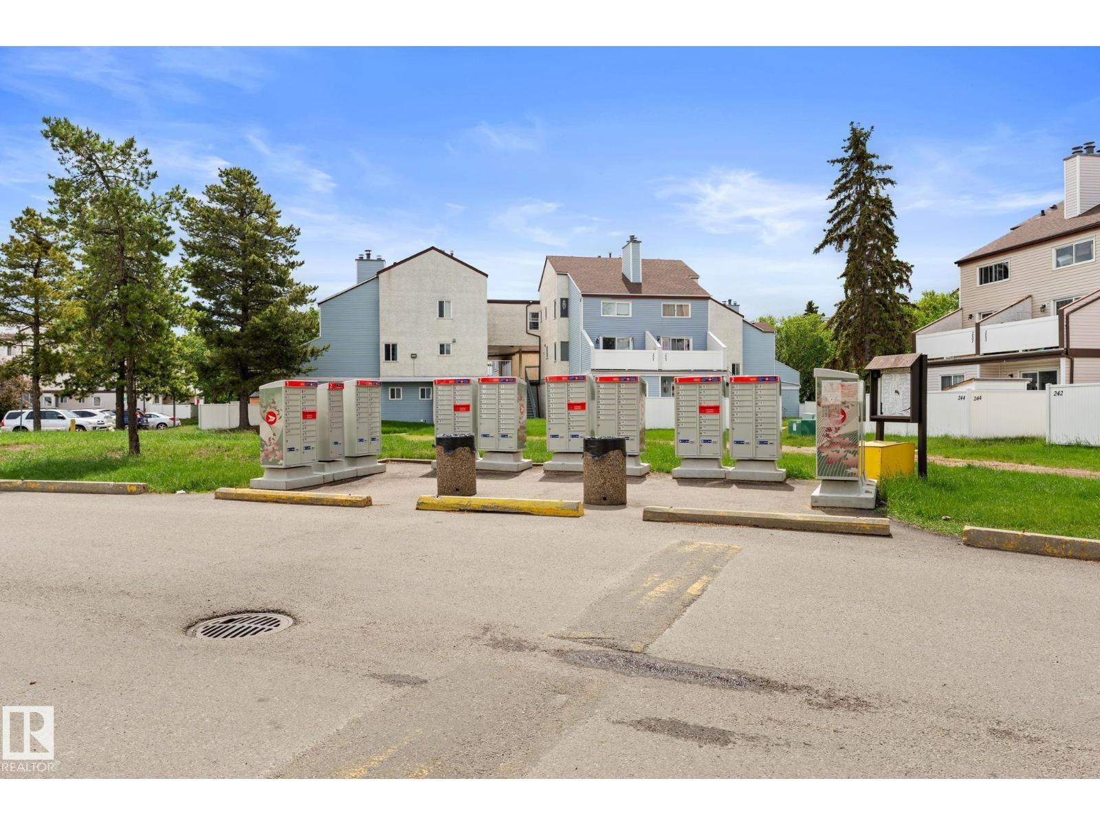 45 LANCASTER TC NW - 27