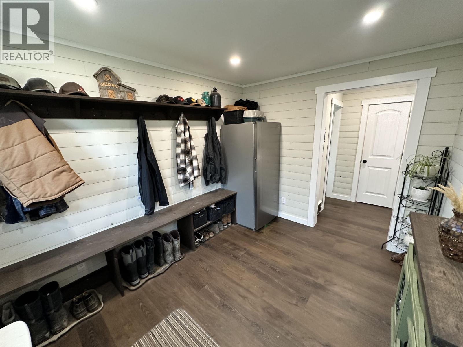 7577 HIGH COUNTRY ROAD - 10