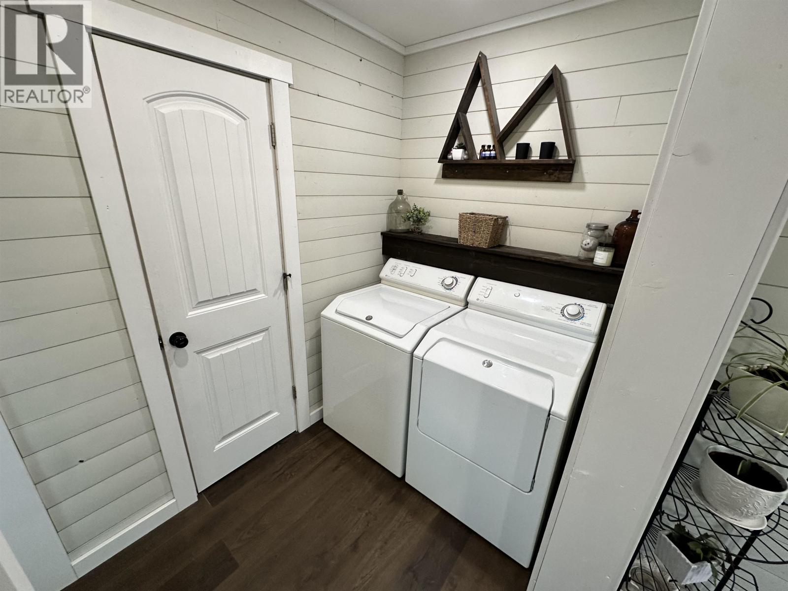 7577 HIGH COUNTRY ROAD - 11